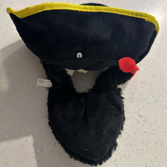 Bark Beard and Pirate hat dog costume/toy combo - Picture 6 of 8